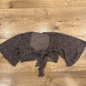 American Eagle Cropped Top Womens Small Brown Leopard Print Flare Sleeve Knot
